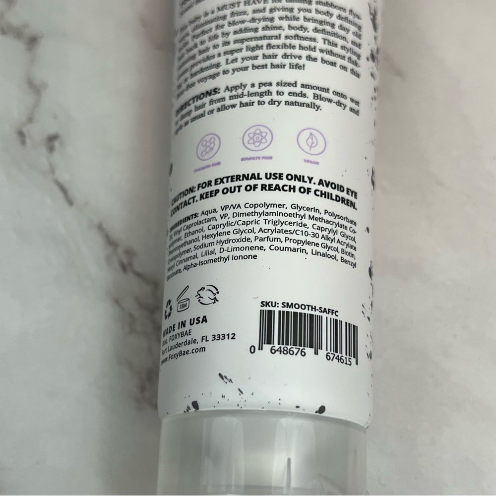 FoxyBae Smooth Sailing Anti Frizz Finishing Cream - Picture 6 of 6